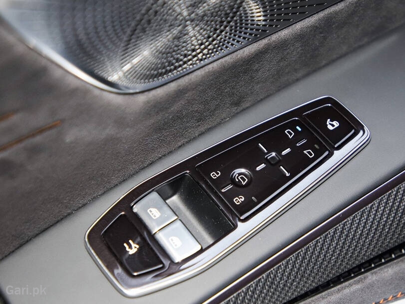 Yangwang U9 Standard Yangwang U9 Standard