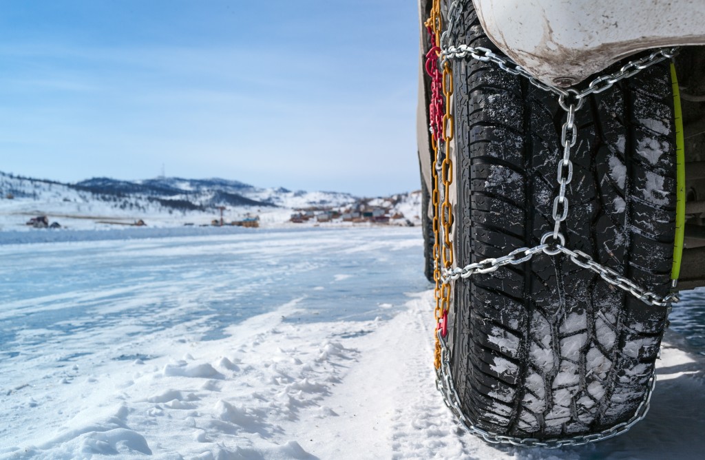 Best Tips for Safely Driving in Snow