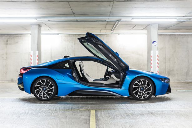 Budget Hybrid Supercar BMW i8