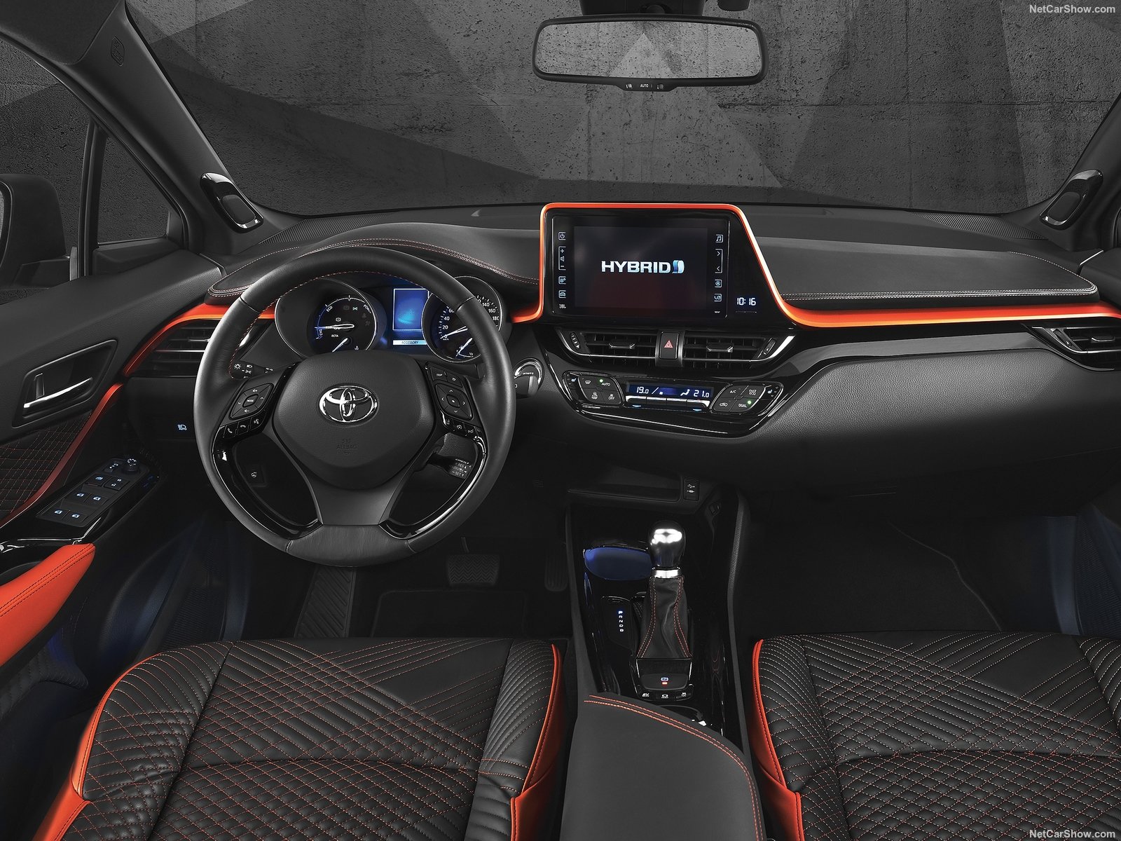 NEW TOYOTA C-HR 2018 HY-POWER CONCEPT UNVEILED