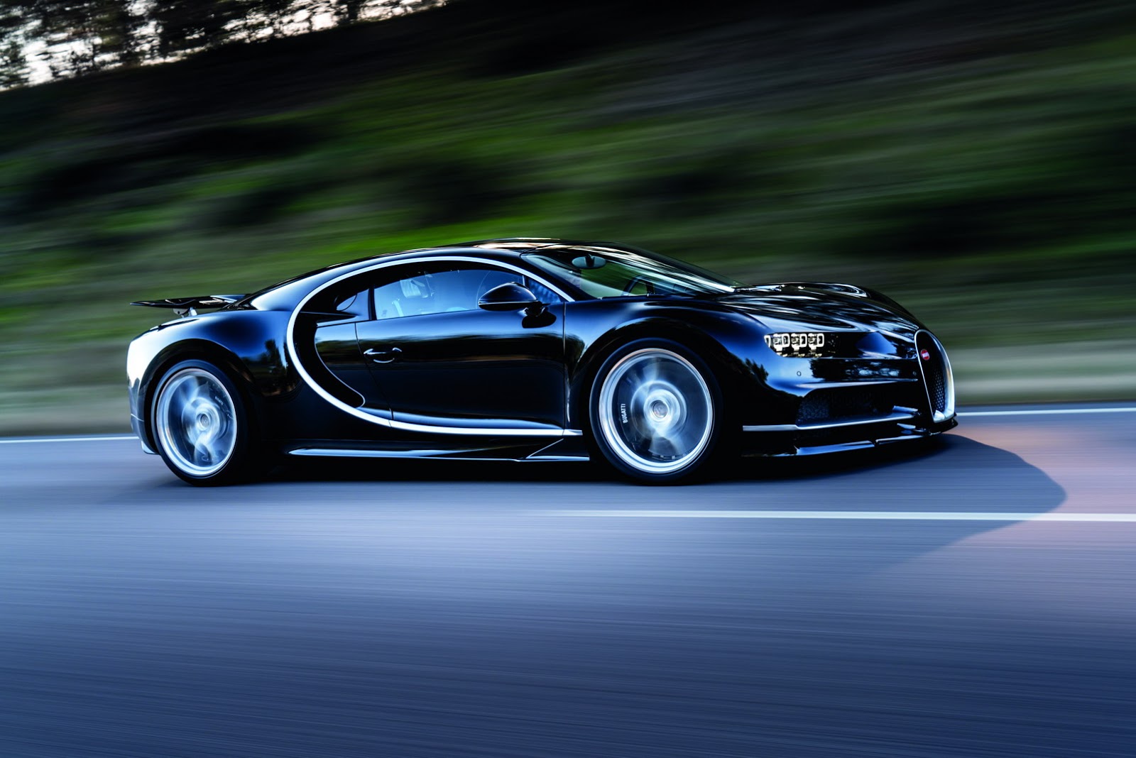 Bugatti 3-D Prints Biggest Titanium Car