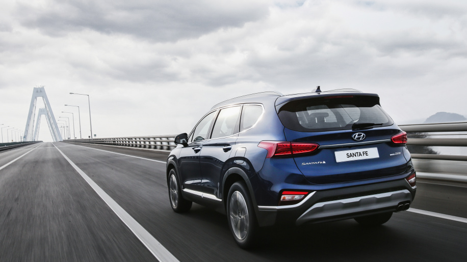 2019 Hyundai Santa Fe with Latest Features