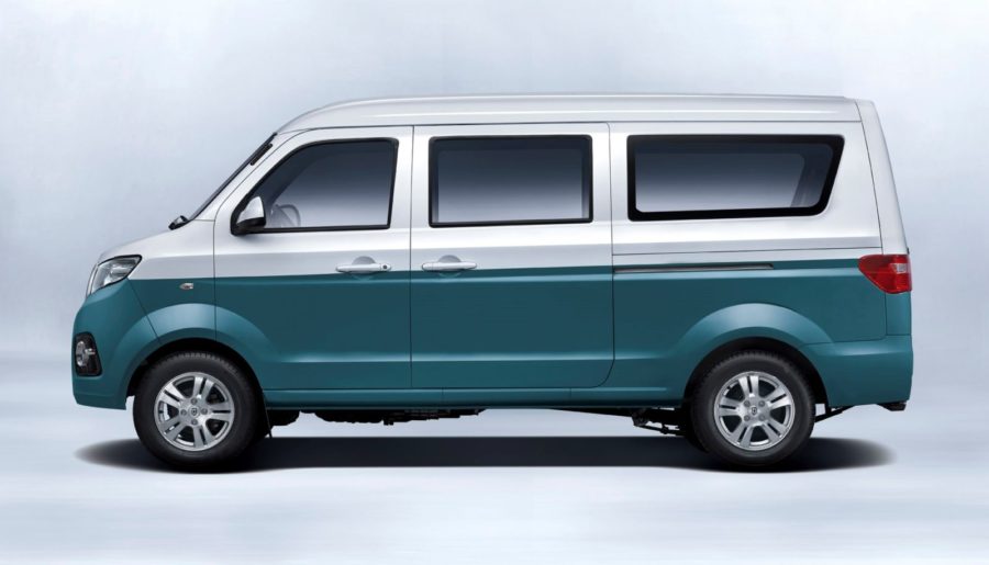 Jinbei Wide Range of Passenger and Commercial  Minivans