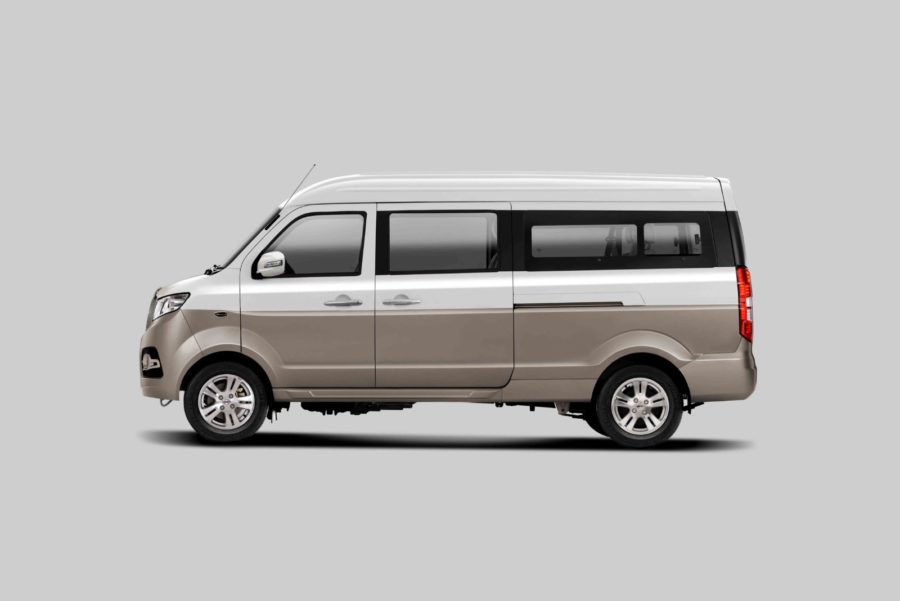 Jinbei Wide Range of Passenger and Commercial  Minivans