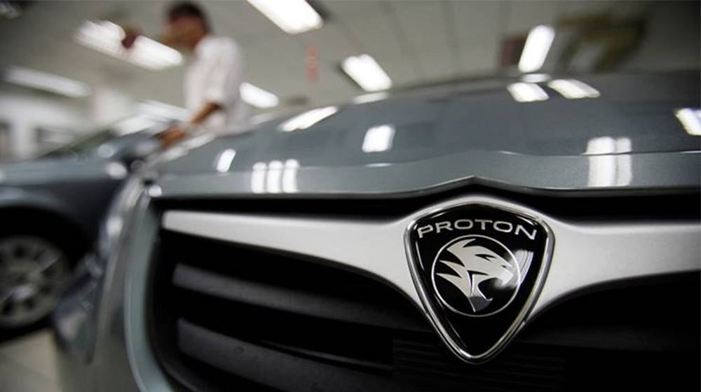 Al-Haj Introduces Electric & Eco Cars of Proton to Pakis