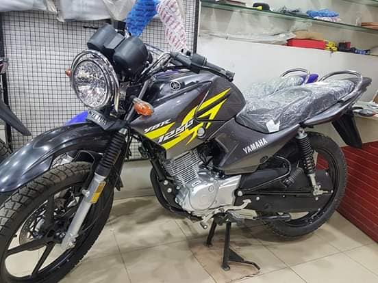 Yamaha YBR 125G in New Metallic Color Releases