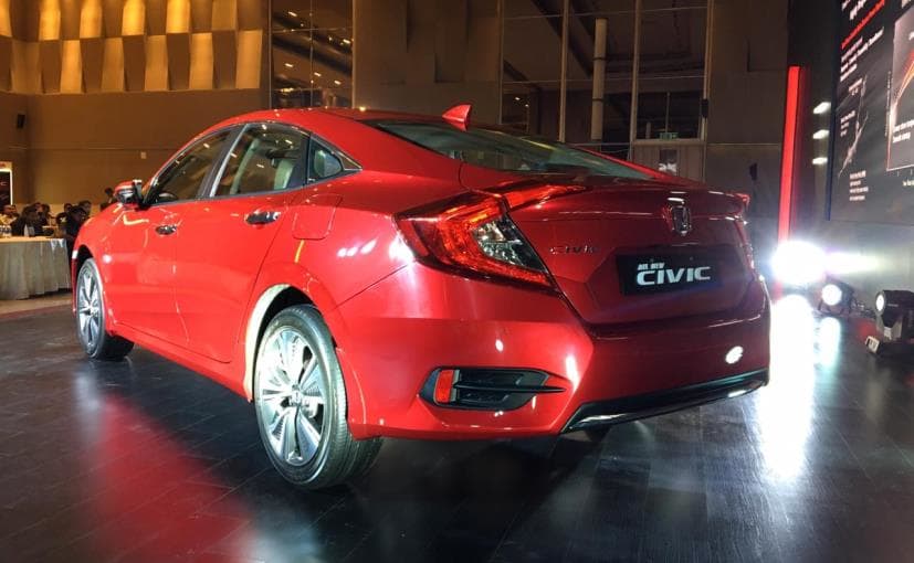 Honda Civic 2019 Facelift Launches in Pakistan