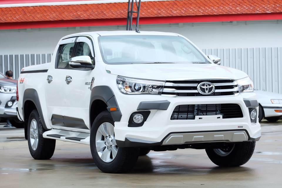 Toyota Hilux Revo 2017 Specs & Features