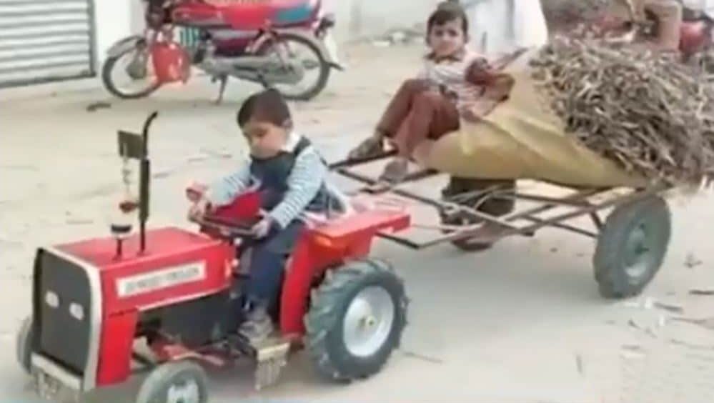 A Young Man Develops Al Electric Tractor In Layyah