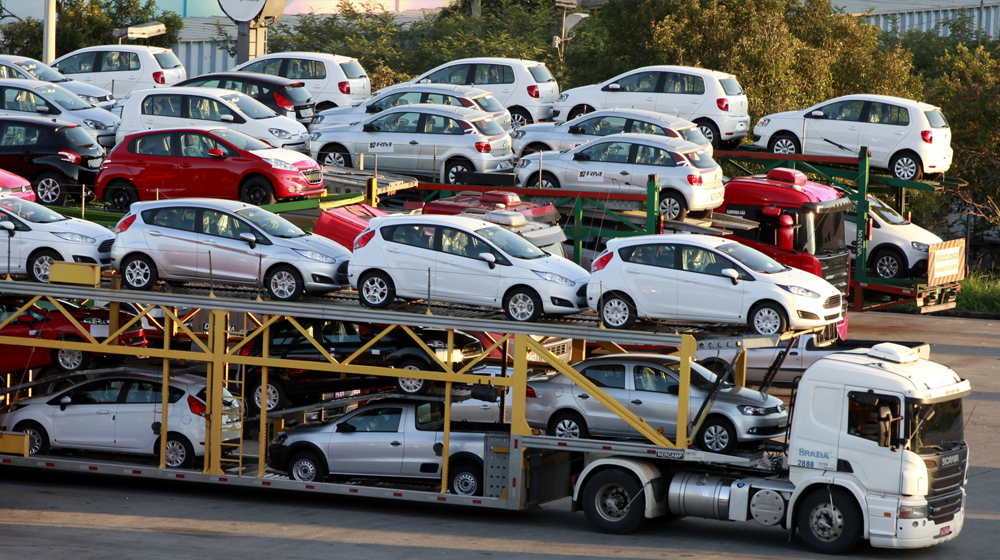 Govt Takes Strong Measures to Reduce Car Imports