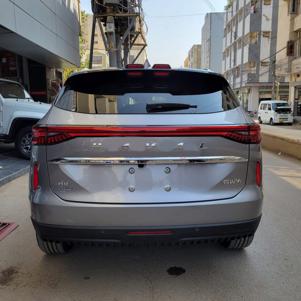 Haval H6 Hybrid Launches in Pakistan