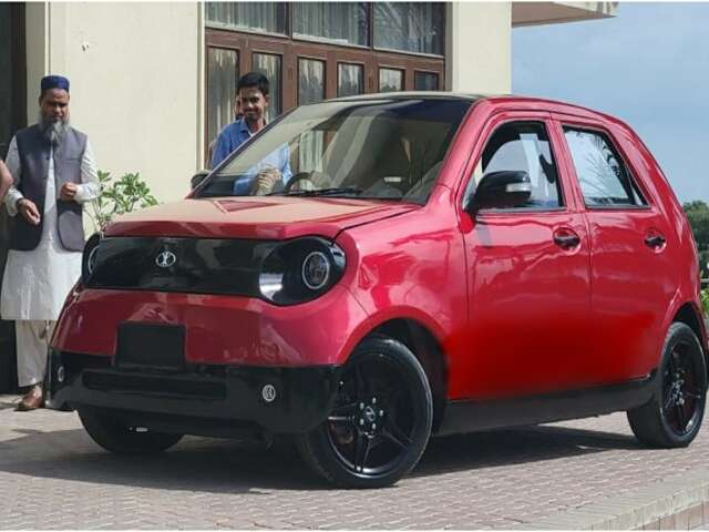 1st Local Electric Car of Pakistan Specs & Features