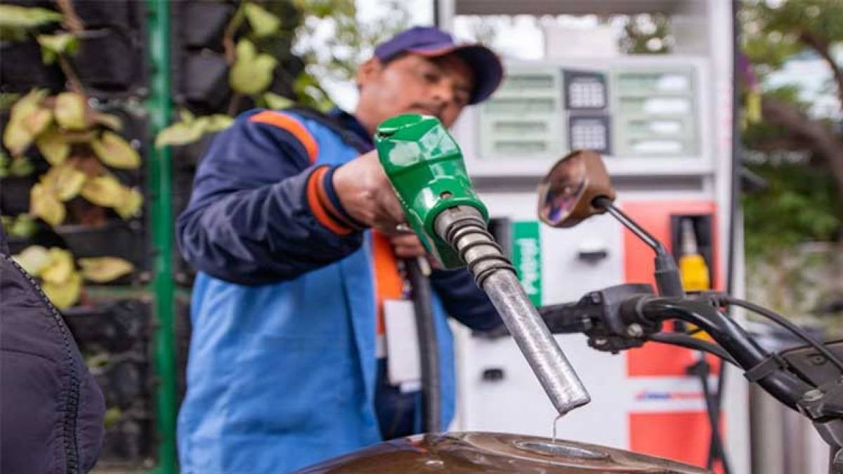 Pakistan Govt Announces Rs. 50/L Petrol Subsidy Pakistan Govt Announces Rs. 50/L Petrol Subsidy
