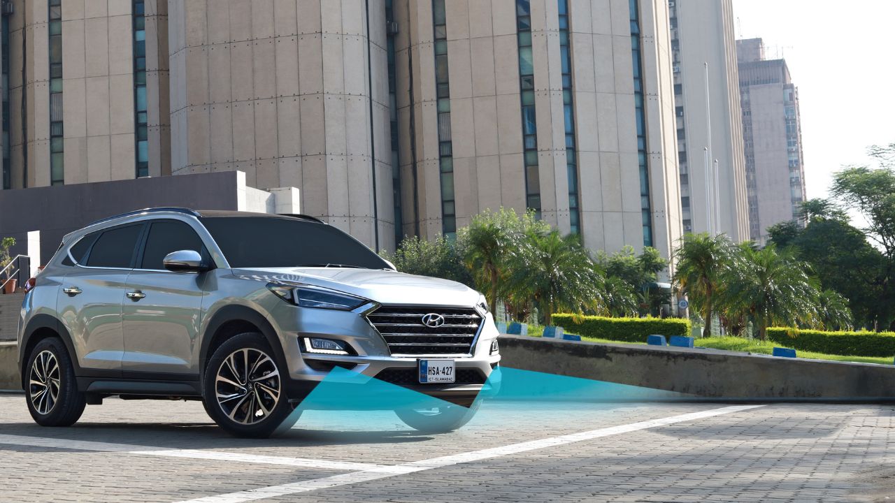 Hyundai Tucson AWD Introduces Advanced Parking Sensors