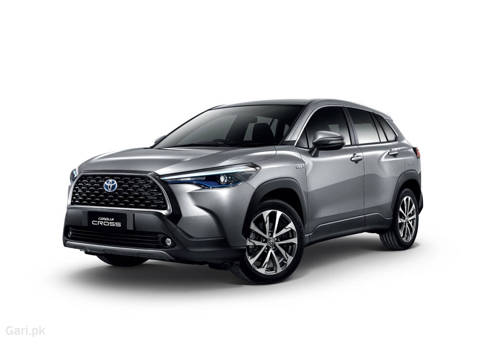 Toyota Pakistan Aims to Cut Petrol Imports with Hybrid Cars Toyota Pakistan Aims to Cut Petrol Imports with Hybrid Cars