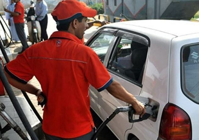 Petrol Prices Expected to Rise by Rs. 3/Liter