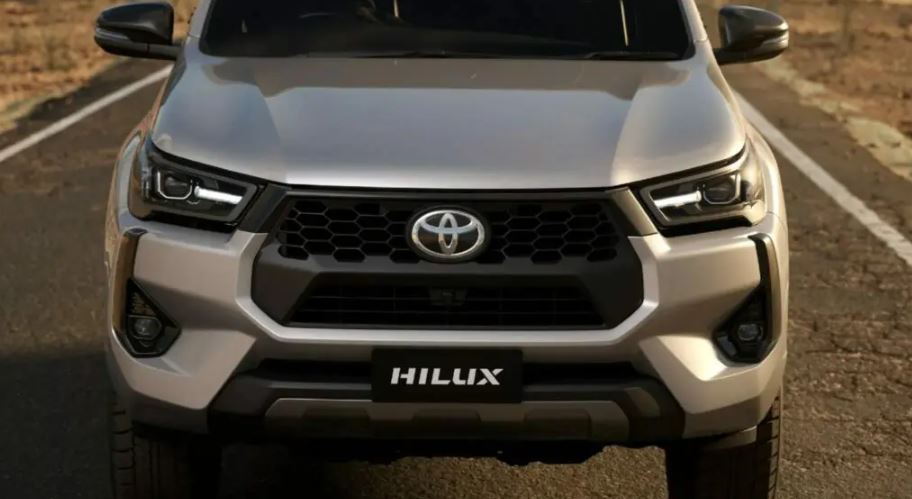 Toyota Hilux Gets a Fresh Look Again