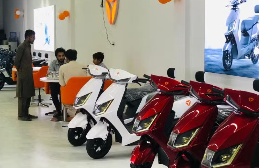 Yadea Debuts Additional Showroom in Pakistan