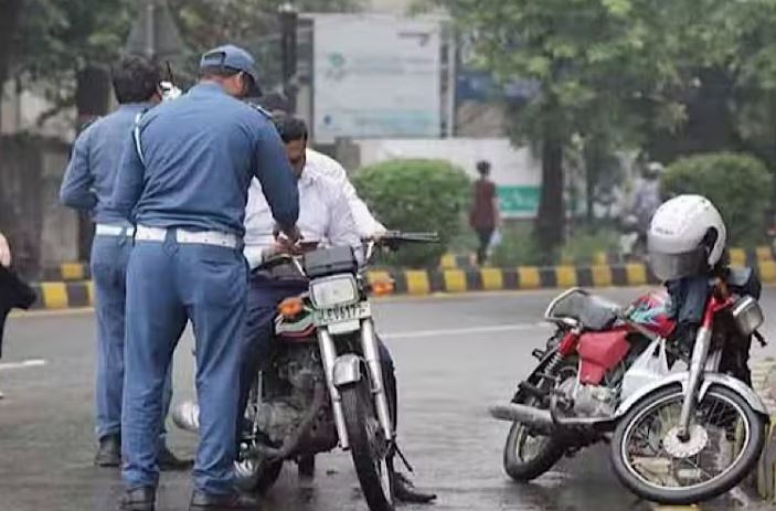 No Helmet, No Ride: Lahore