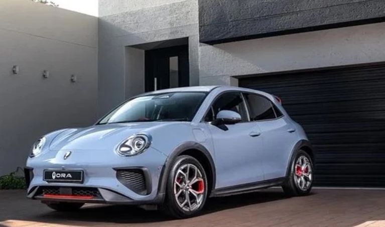 Sazgar to Unveil New Energy Vehicles by the End of 2025