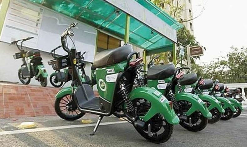 Federal Government Announces E-Bike Awards for Top Students
