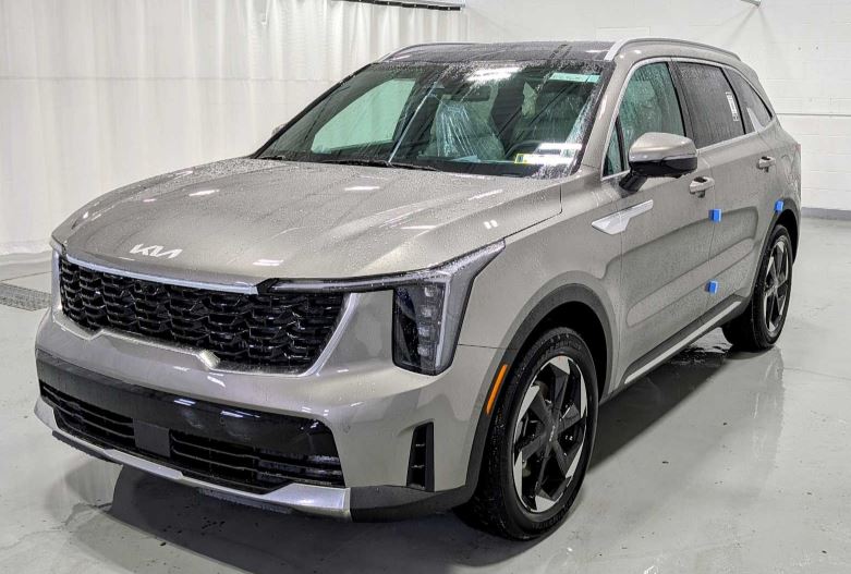 Kia Sorento Hybrid Set to Launch Within Hours