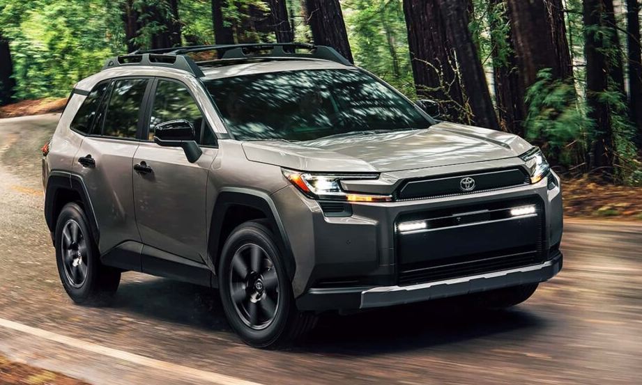 Toyota RAV4 2026 : Hybrid Power Meets Bold Design