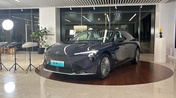 Buick Electra L7 EREV: Powerful Extended-Range Sedan Launch