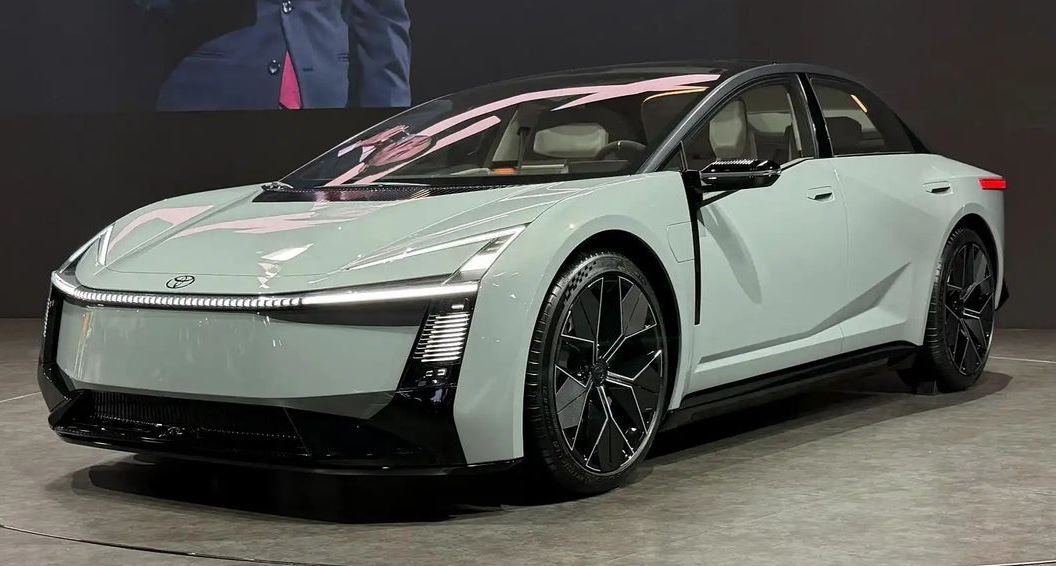 All-New Toyota Corolla Breaks Cover with Bold Fresh Look